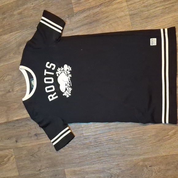 Roots Canada Short Sleeve Sweat Dress. - Picture 2 of 14